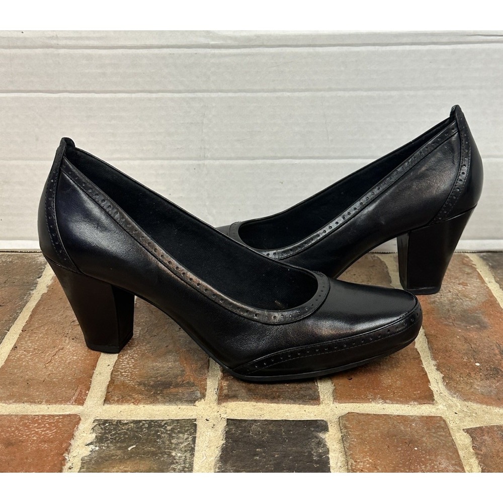 Clarks Artisan Womens 10M Pump Black Leather #82973 Active Air Great Condition